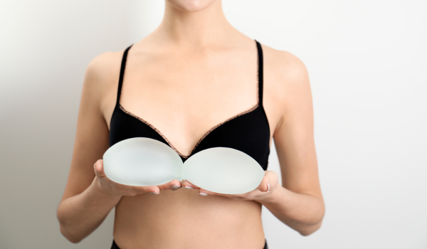 Contraindicaciones del aumento de pecho